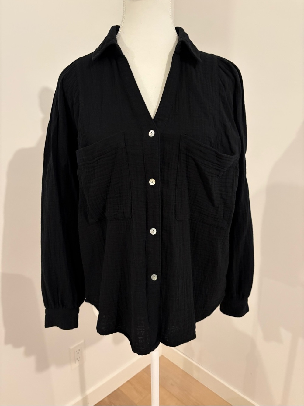 Rails Black Button-Front Pocket Shirt